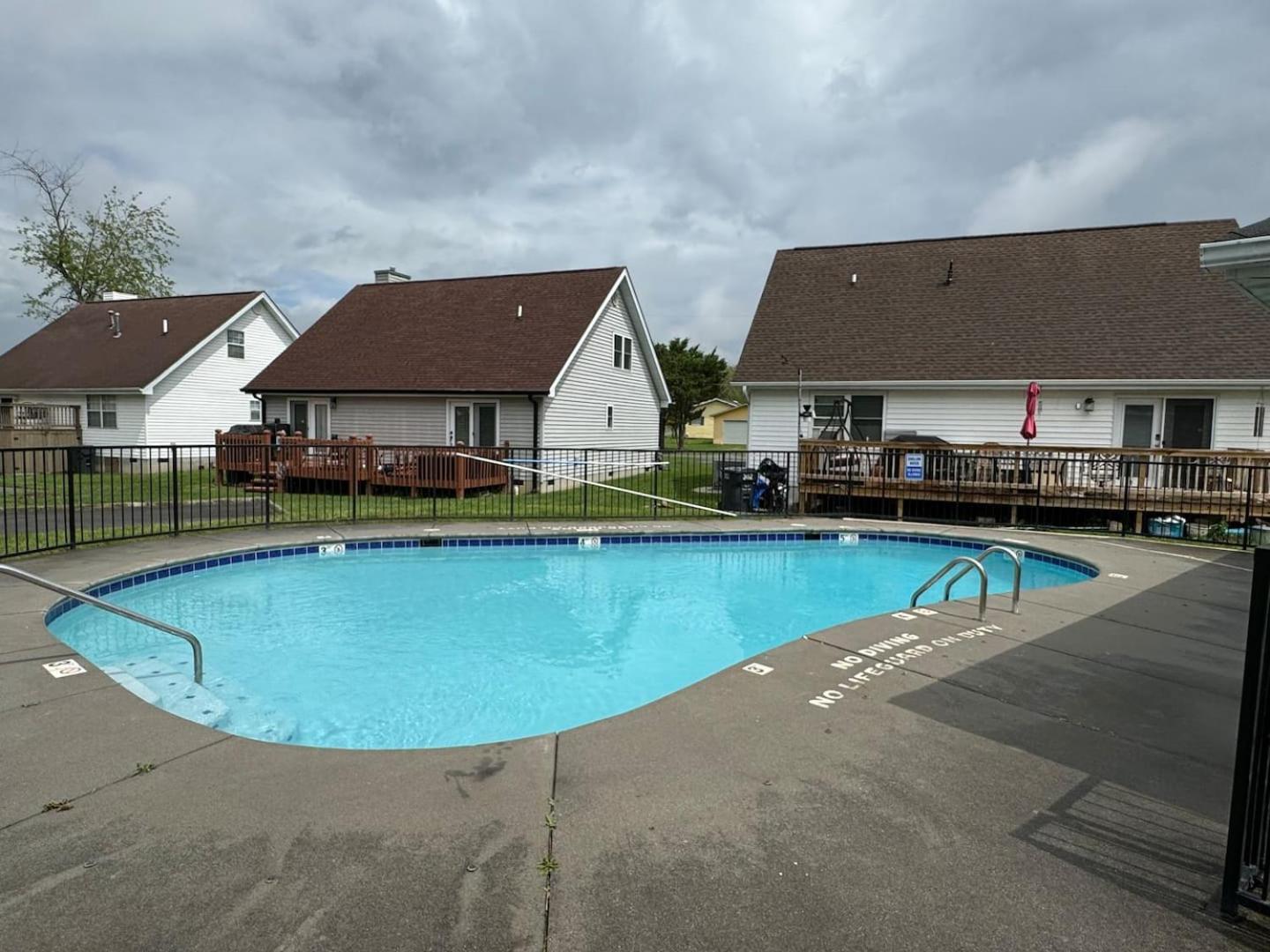 1 Mile To Pkwy, Pets, Hot Tub, Creekside, Porch Villa Pigeon Forge Exterior foto