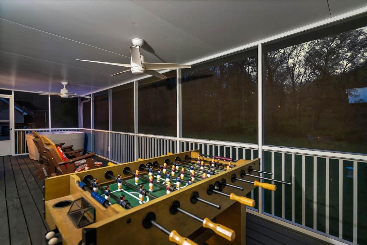 1 Mile To Pkwy, Pets, Hot Tub, Creekside, Porch Villa Pigeon Forge Exterior foto