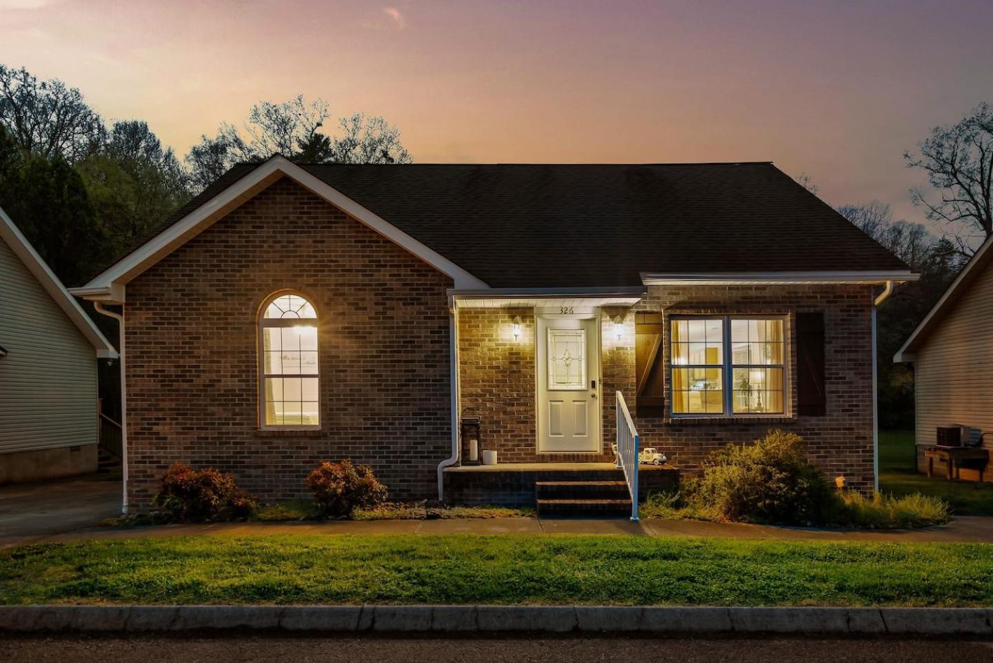 1 Mile To Pkwy, Pets, Hot Tub, Creekside, Porch Villa Pigeon Forge Exterior foto